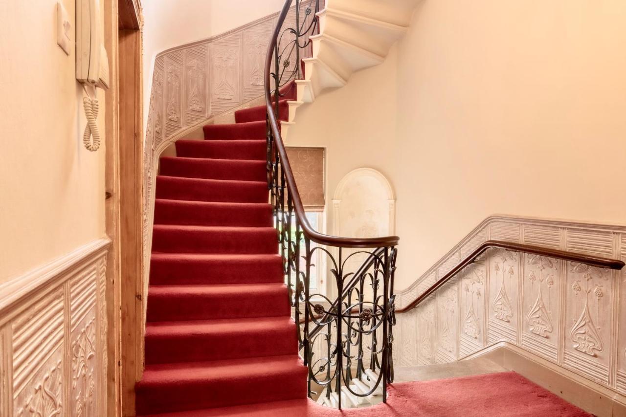 Beautiful Grade Ii Listed Apartment. Leek